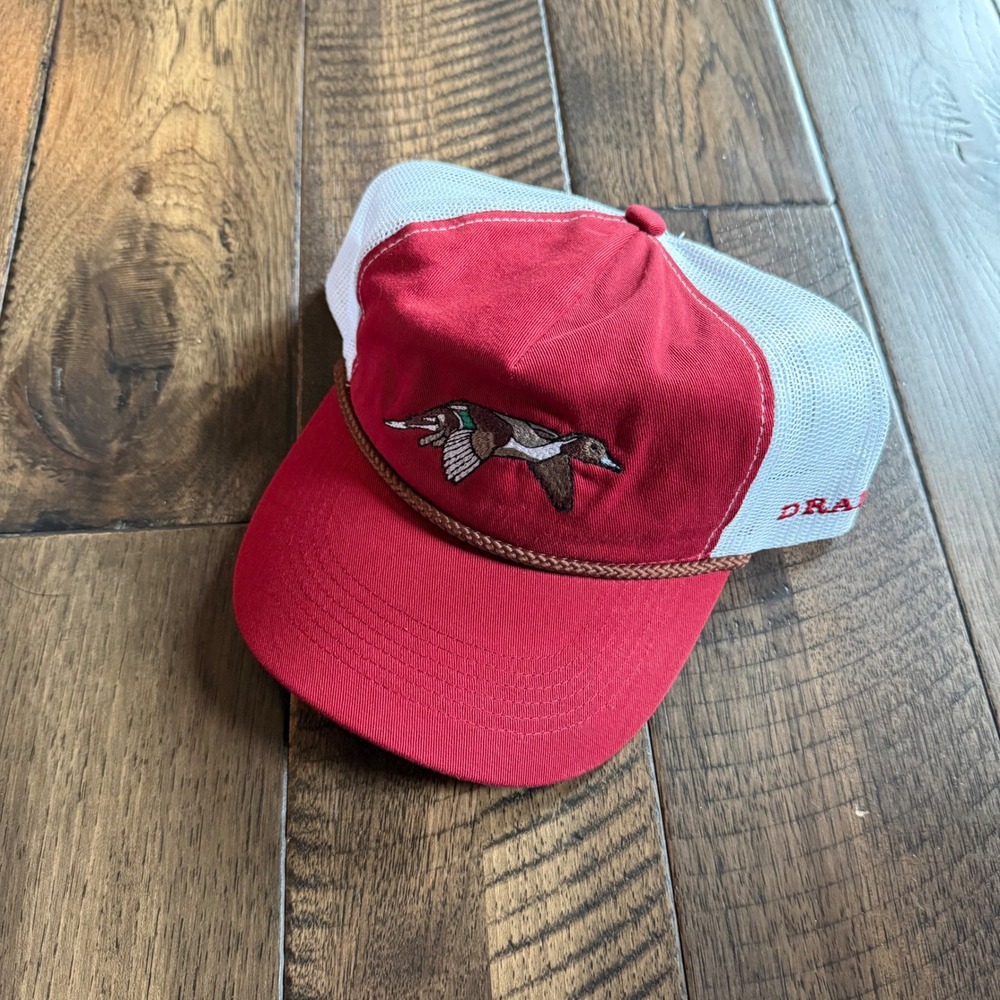 Drake Waterfowl NWT Retro Duck Patch Mesh Back Rope Hat Red White Snapback Cap